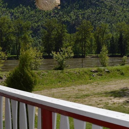 Rivermount Motel Little Fort Zewnętrze zdjęcie