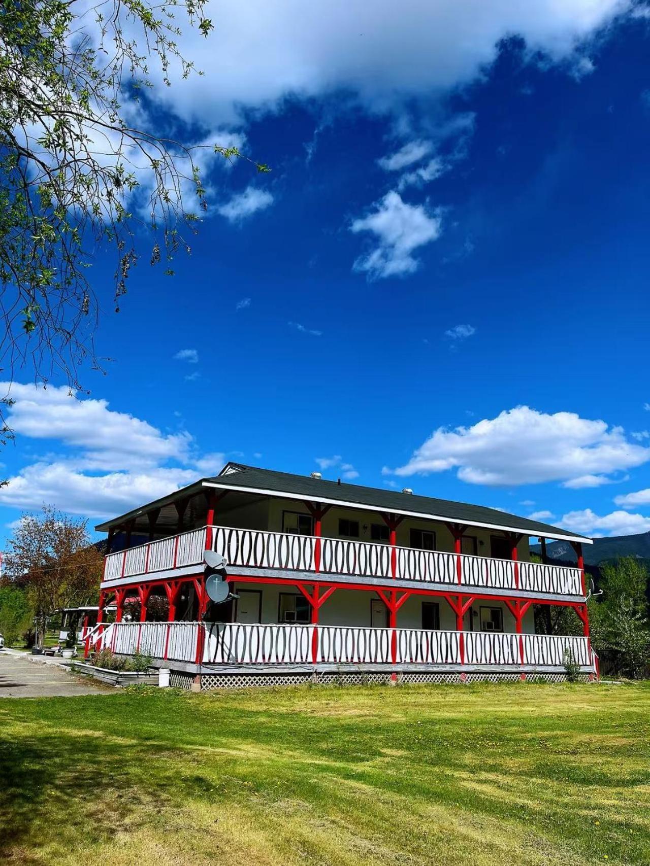 Rivermount Motel Little Fort Zewnętrze zdjęcie